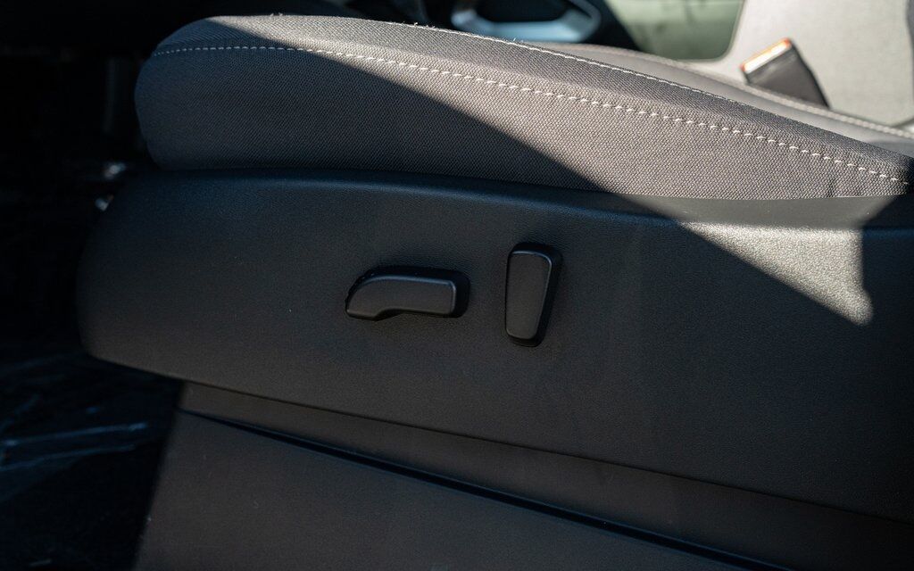 2023 Nissan Frontier SV White Marsh MD