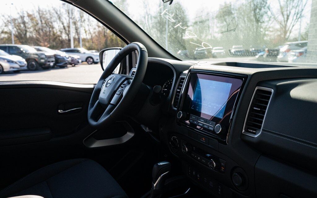 2023 Nissan Frontier SV White Marsh MD