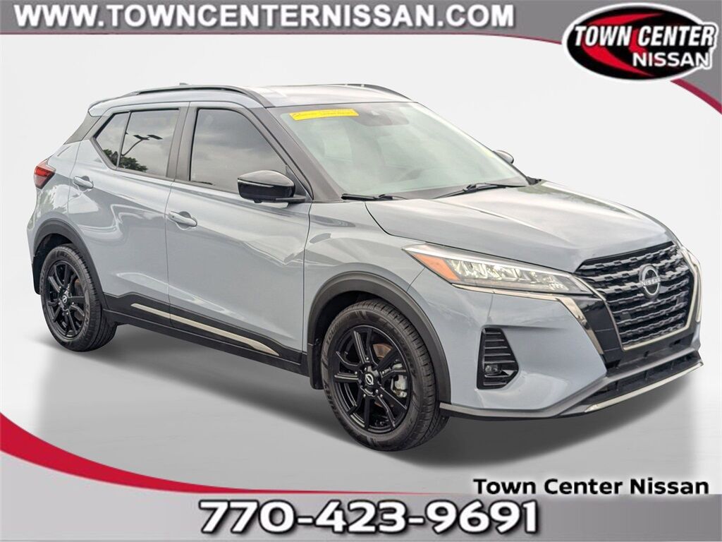 2023 Nissan Kicks SR