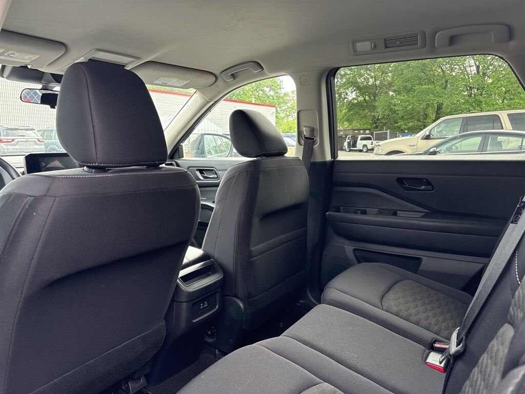 2023 Nissan Pathfinder S Waldorf MD