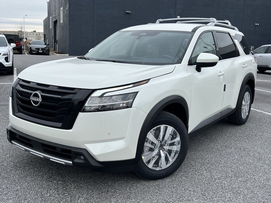 2023 Nissan Pathfinder SL White Marsh MD
