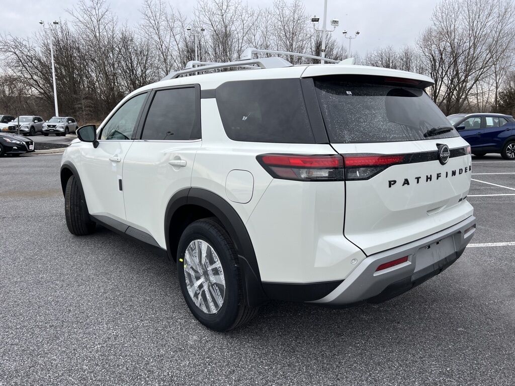 2023 Nissan Pathfinder SL White Marsh MD