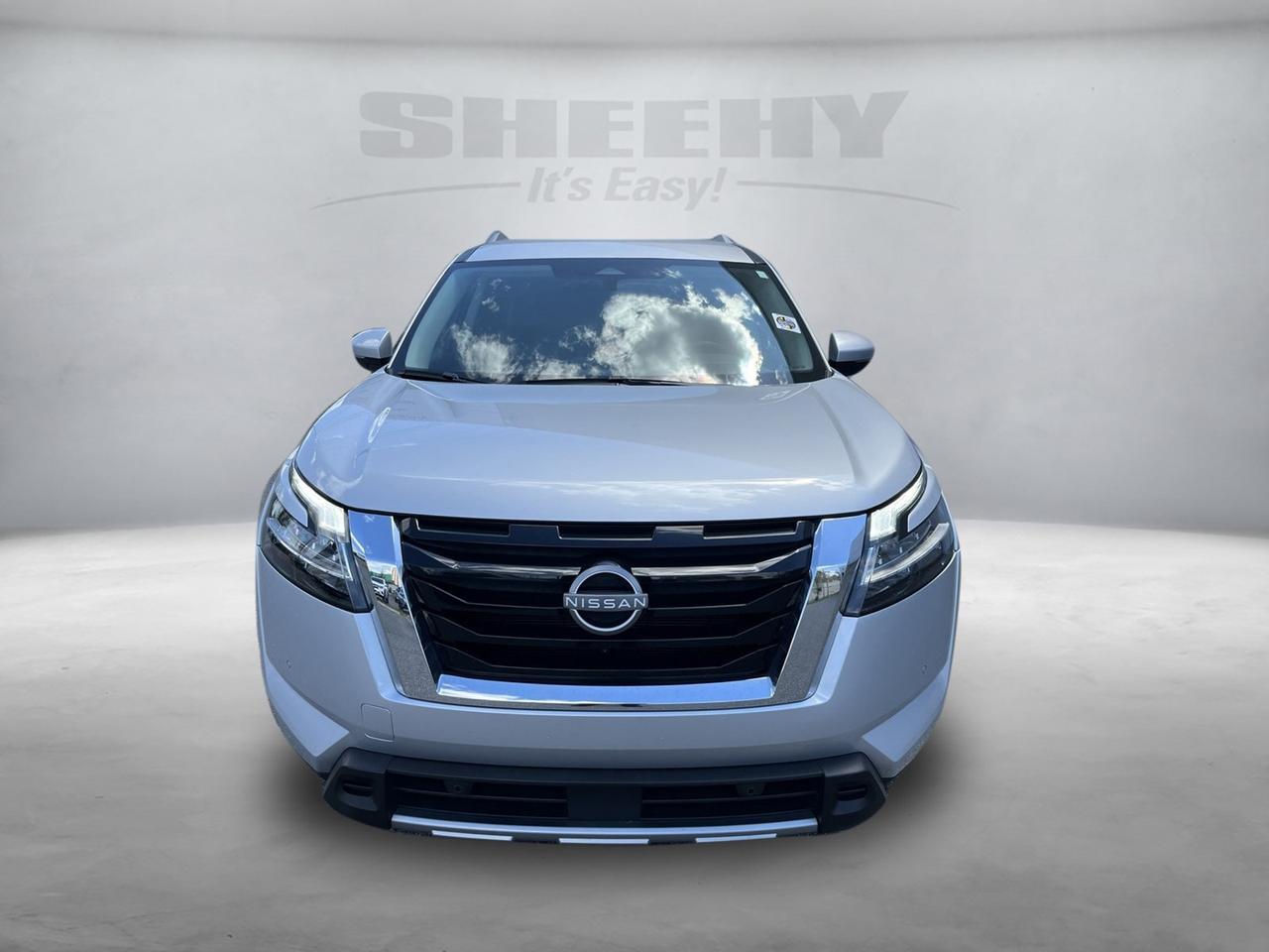 2023 Nissan Pathfinder SL Glen Burnie MD