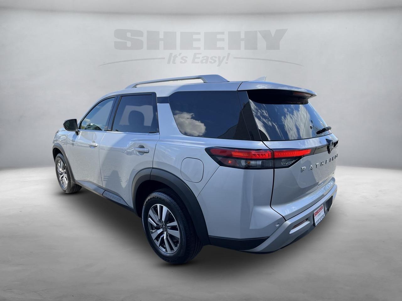 2023 Nissan Pathfinder SL Glen Burnie MD