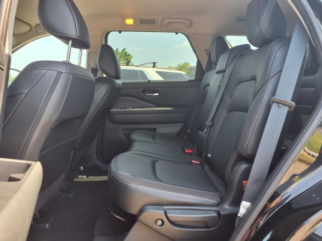 2023 Nissan Pathfinder SL Waldorf MD