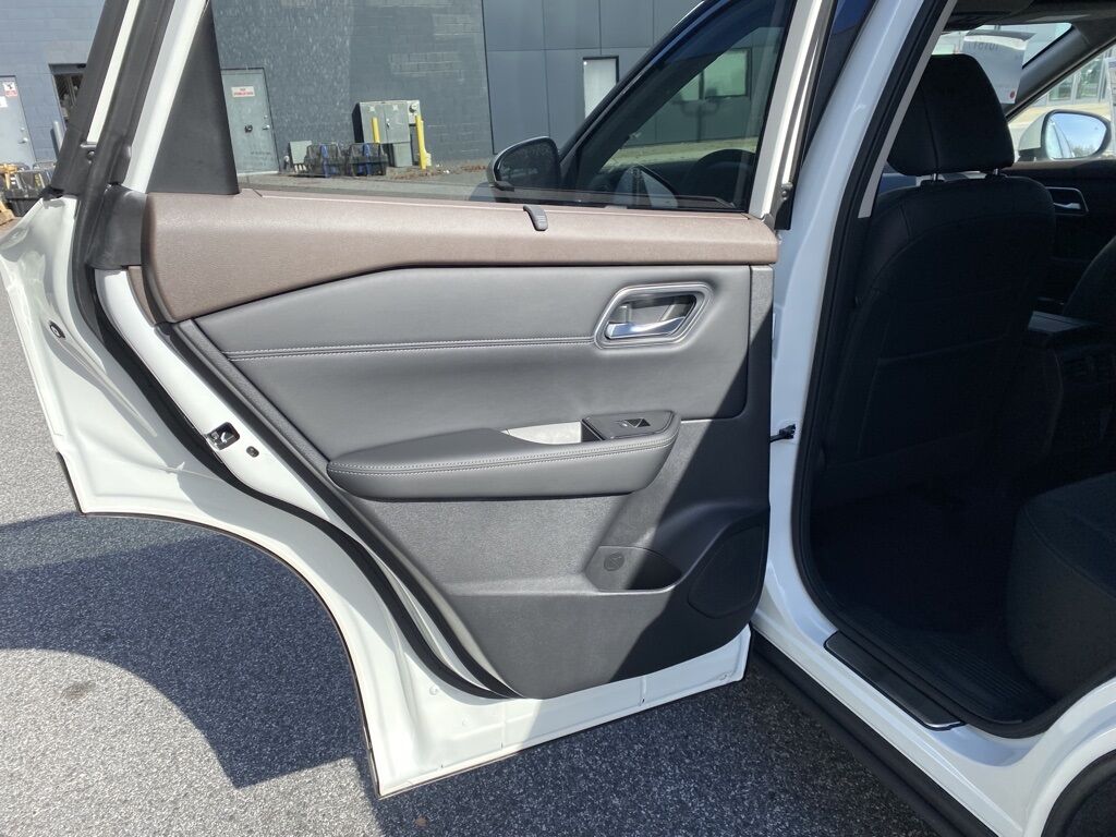 2023 Nissan Rogue Platinum White Marsh MD