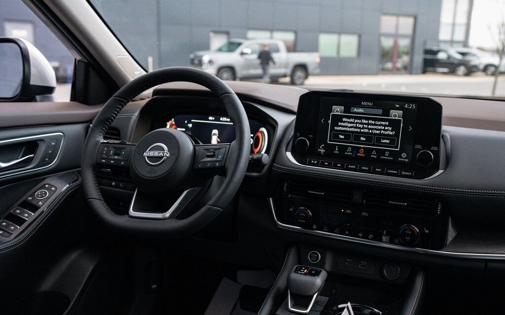 2023 Nissan Rogue Platinum White Marsh MD