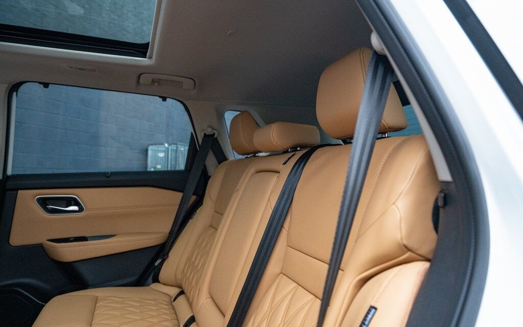 2023 Nissan Rogue Platinum White Marsh MD