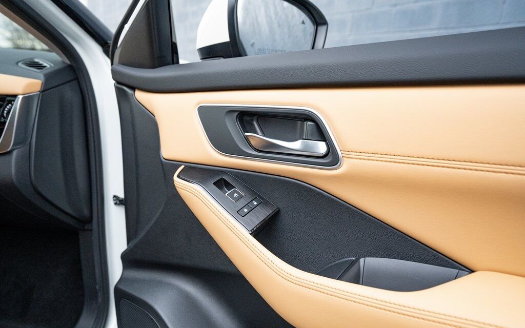 2023 Nissan Rogue Platinum White Marsh MD