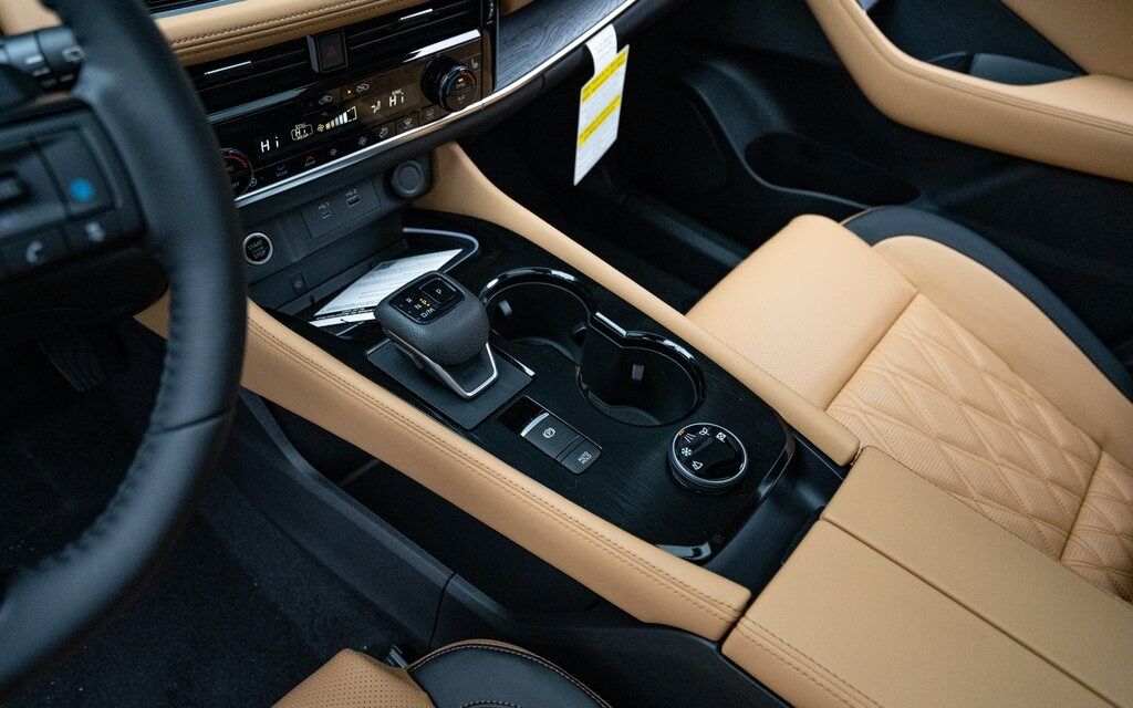 2023 Nissan Rogue Platinum White Marsh MD