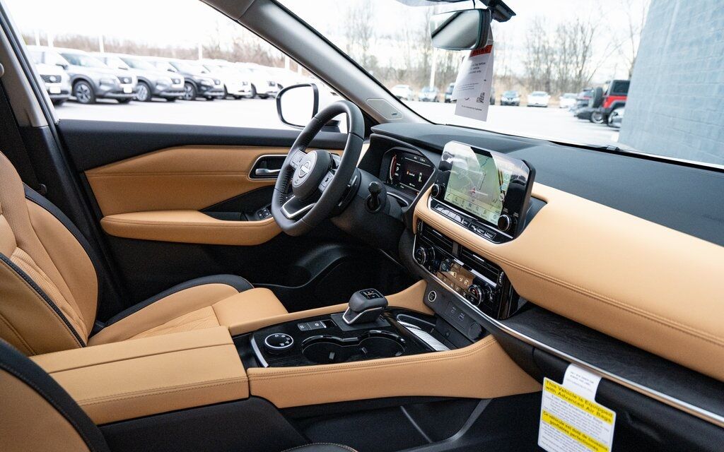 2023 Nissan Rogue Platinum White Marsh MD