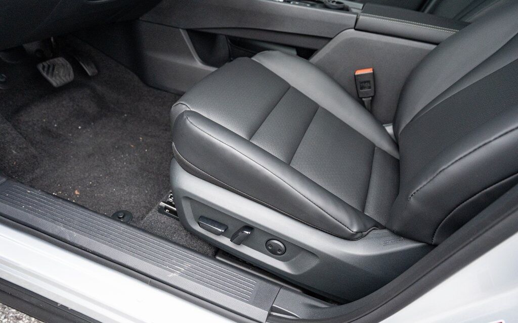 2023 Nissan Rogue SV White Marsh MD