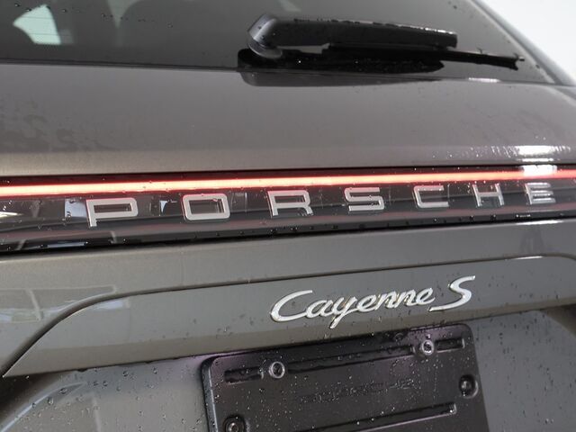 2023 Porsche Cayenne S Merriam KS