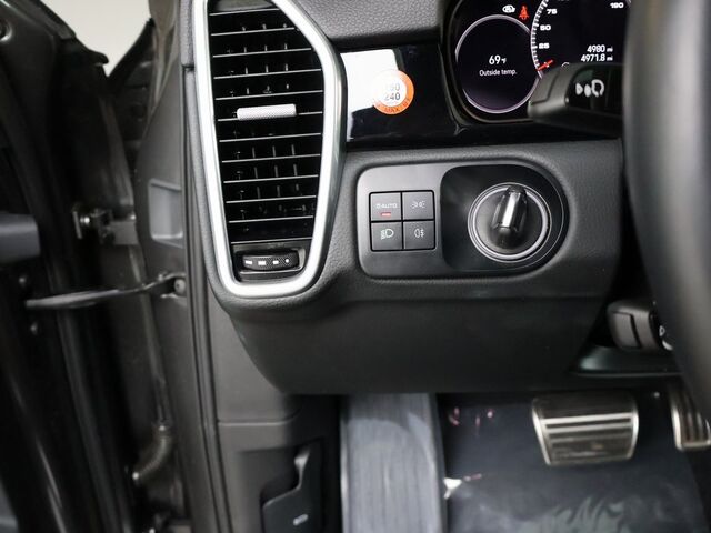 2023 Porsche Cayenne S Merriam KS