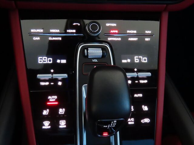 2023 Porsche Cayenne S Platinum Edition Merriam KS