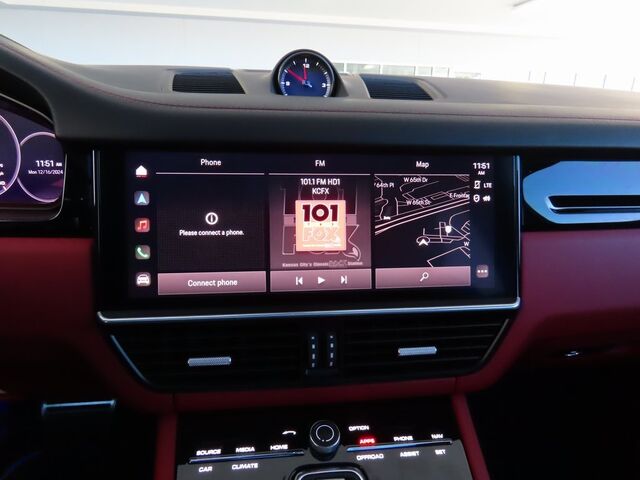 2023 Porsche Cayenne S Platinum Edition Merriam KS