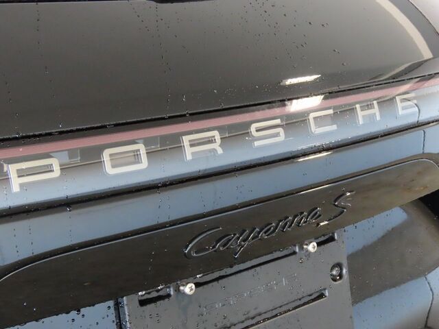 2023 Porsche Cayenne S Platinum Edition Merriam KS