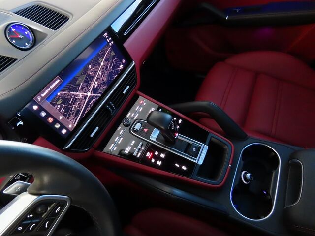 2023 Porsche Cayenne S Platinum Edition Merriam KS