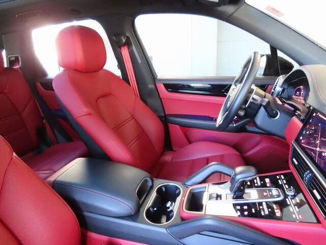 2023 Porsche Cayenne S Platinum Edition Merriam KS