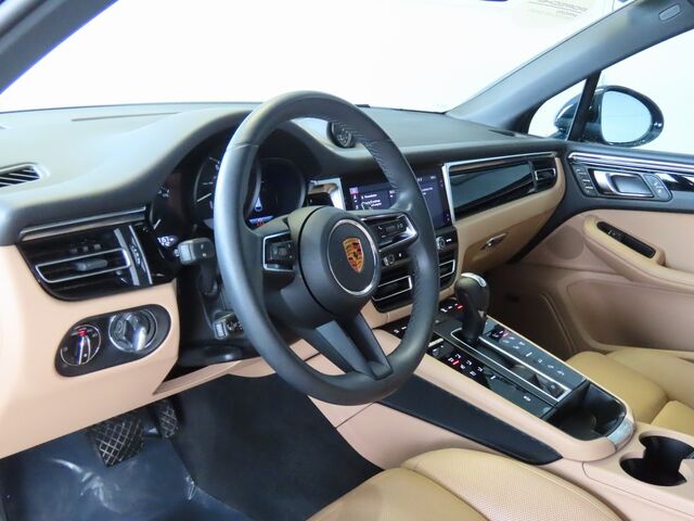 2023 Porsche Macan  Merriam KS