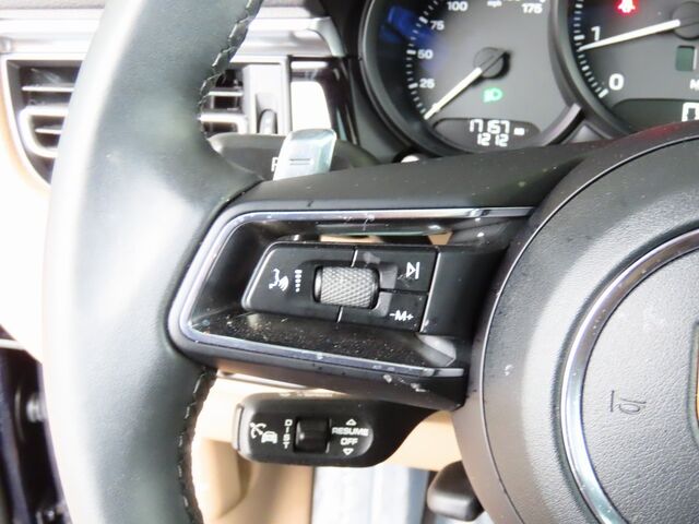 2023 Porsche Macan  Merriam KS