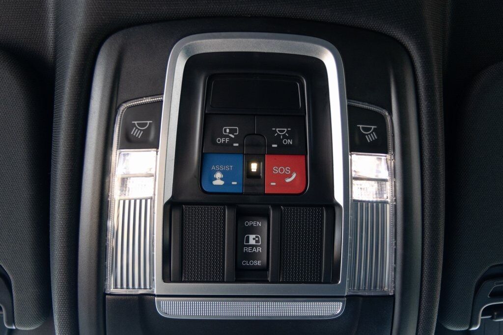 2023 Ram 1500 Sport Racine WI