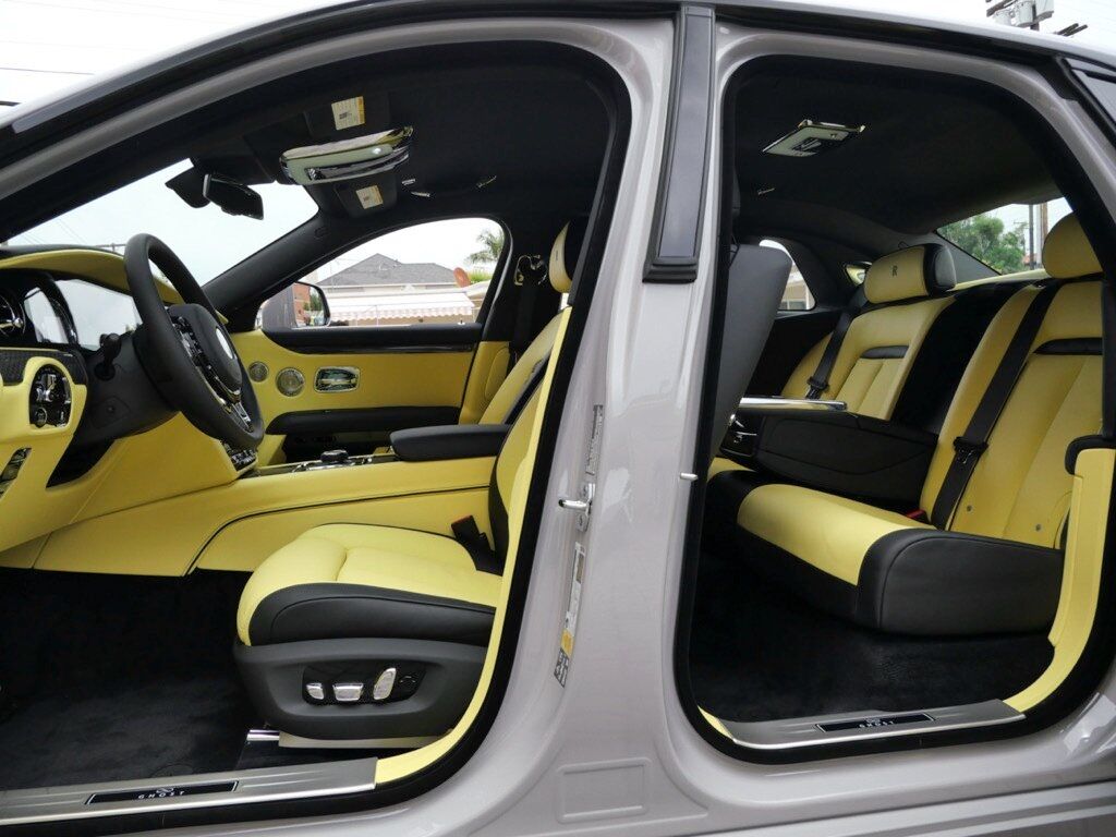 2023 Rolls-Royce Ghost Black Badge Black Badge Lawrence KS