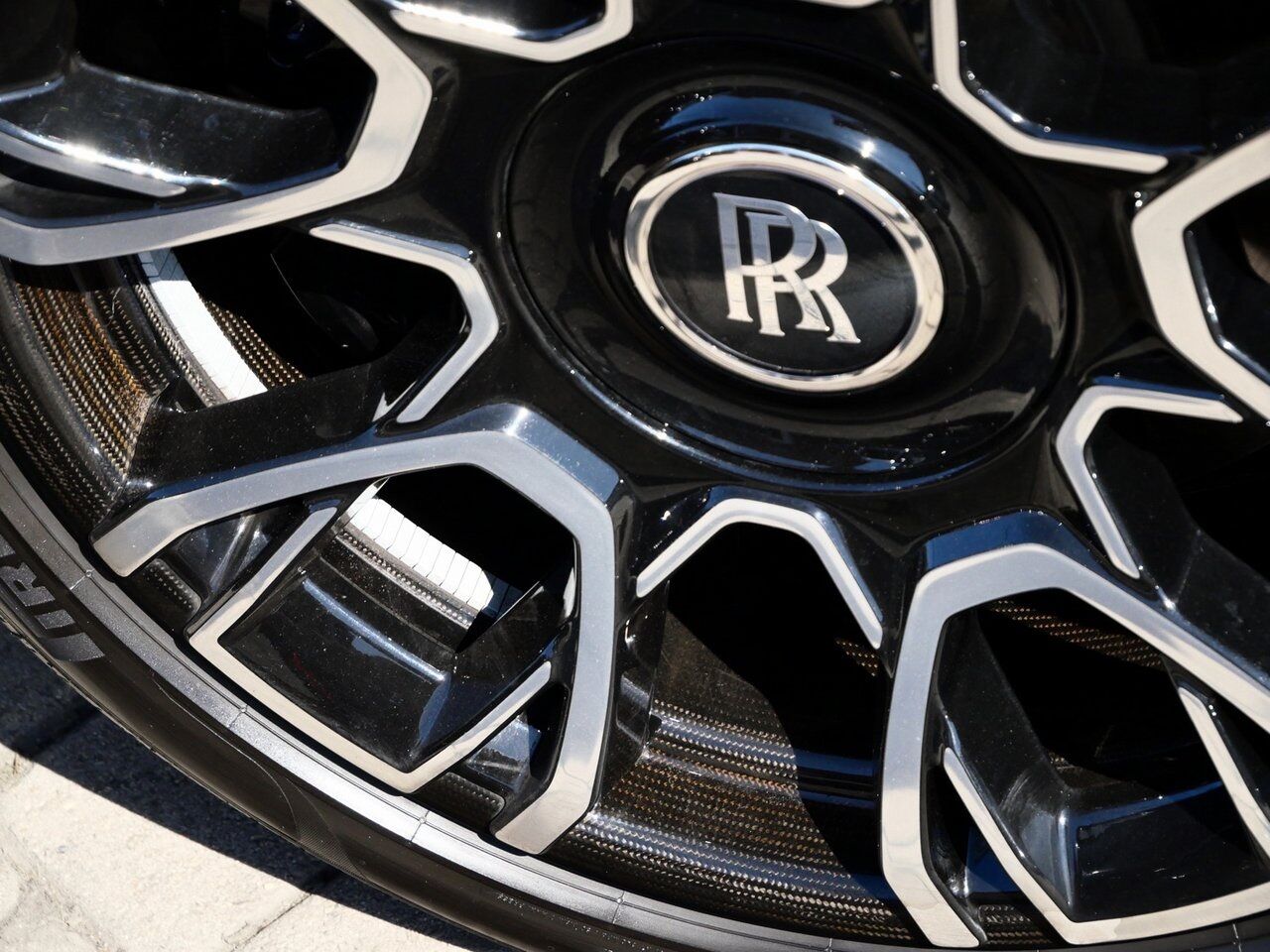 2023 Rolls-Royce Ghost Black Badge Black Badge Lawrence KS