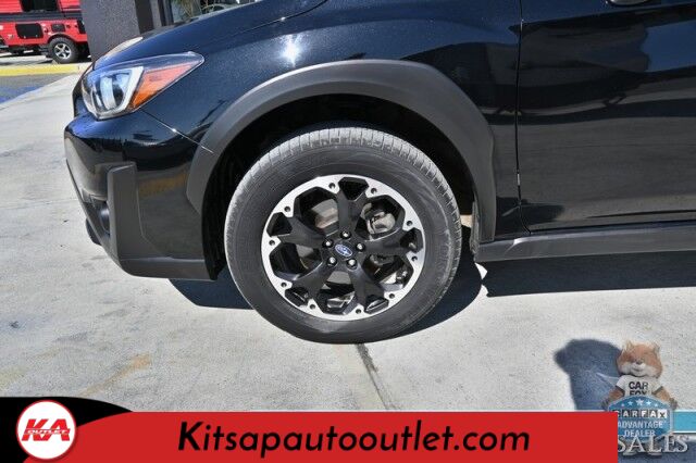 2023 Subaru Crosstrek Premium / AWD / Eye Sight Pkg / Adaptive Cruise Control / Lane Departure & Forward Collision Alert / Apple CarPlay & Android Auto / AUX & USB Input / Back Up Camera / MAXHAUL Roof Basket / 33 MPG / 1-Owner Banglore