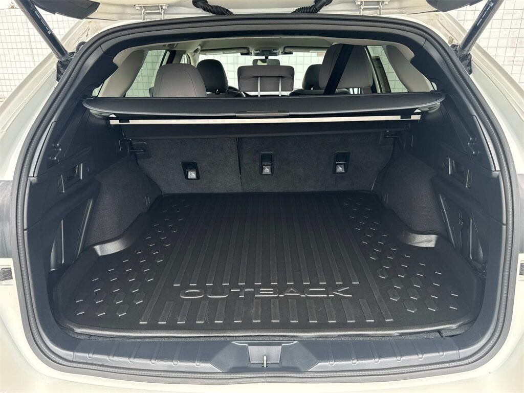 2023 Subaru Outback Premium Quincy MA