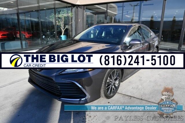2023 Toyota Camry XLE / Cold Weather Pkg / Heated Leather Seats & Steering Wheel / Adaptive Cruise / Lane Depart & Blind Spot / Apple CarPlay & Android Auto / Back Up Camera / Keyless Entry & Start / 38 MPG / 1 Owner Banglore