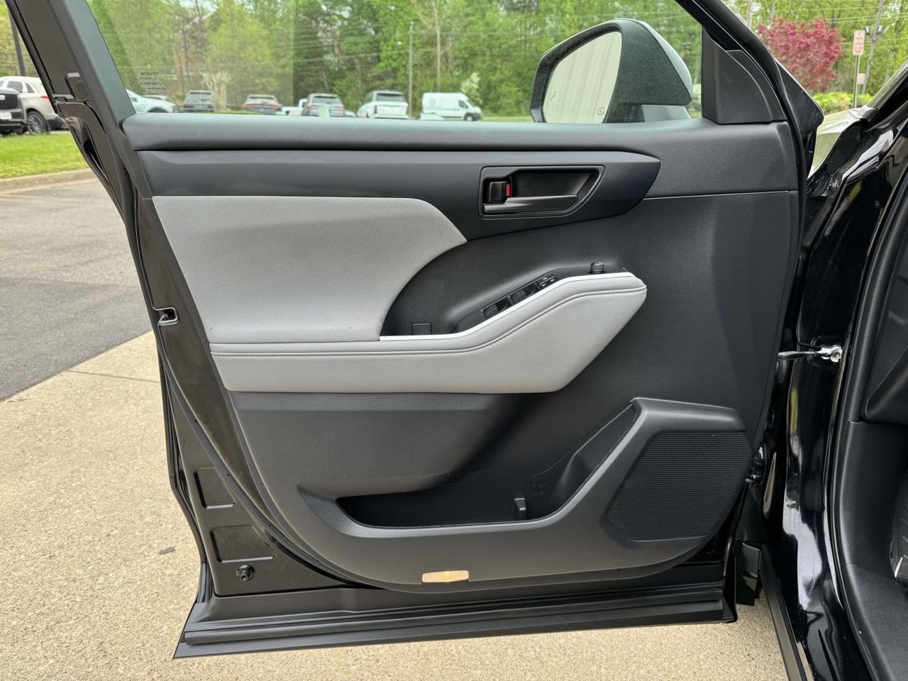 2023 Toyota Highlander L Fredericksburg VA