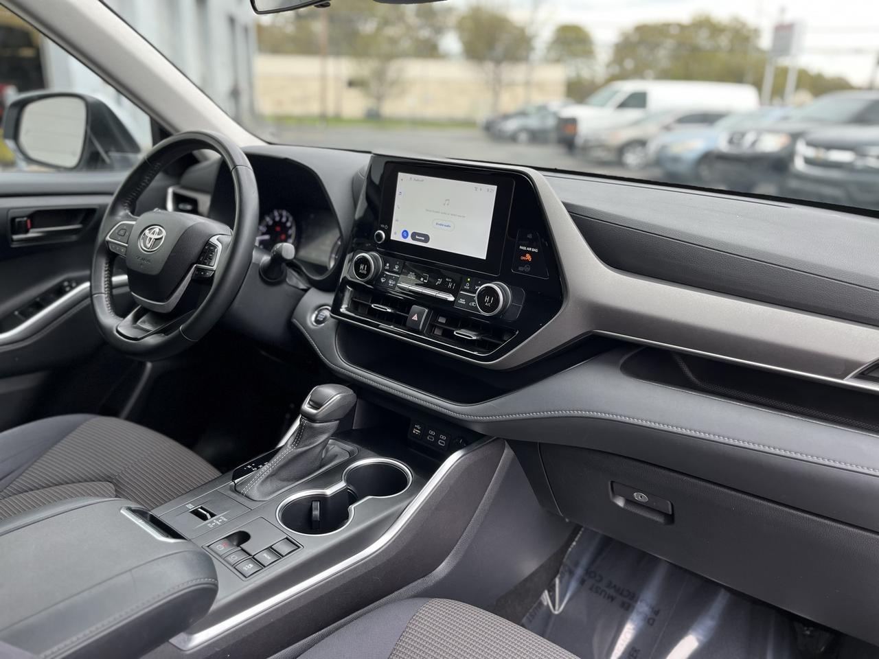 2023 Toyota Highlander LE Glen Burnie MD