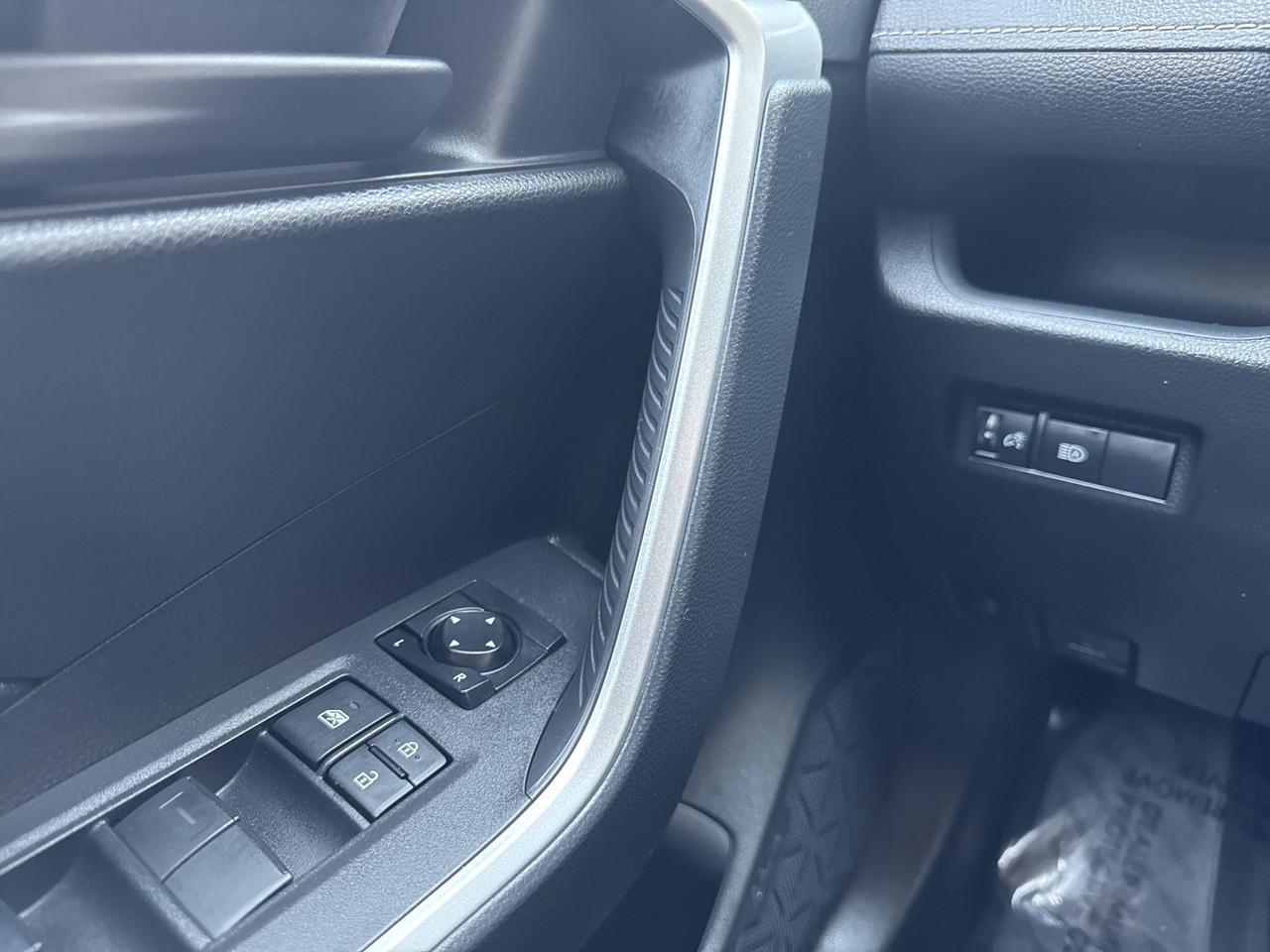 2023 Toyota RAV4 Hybrid LE Warrenton VA