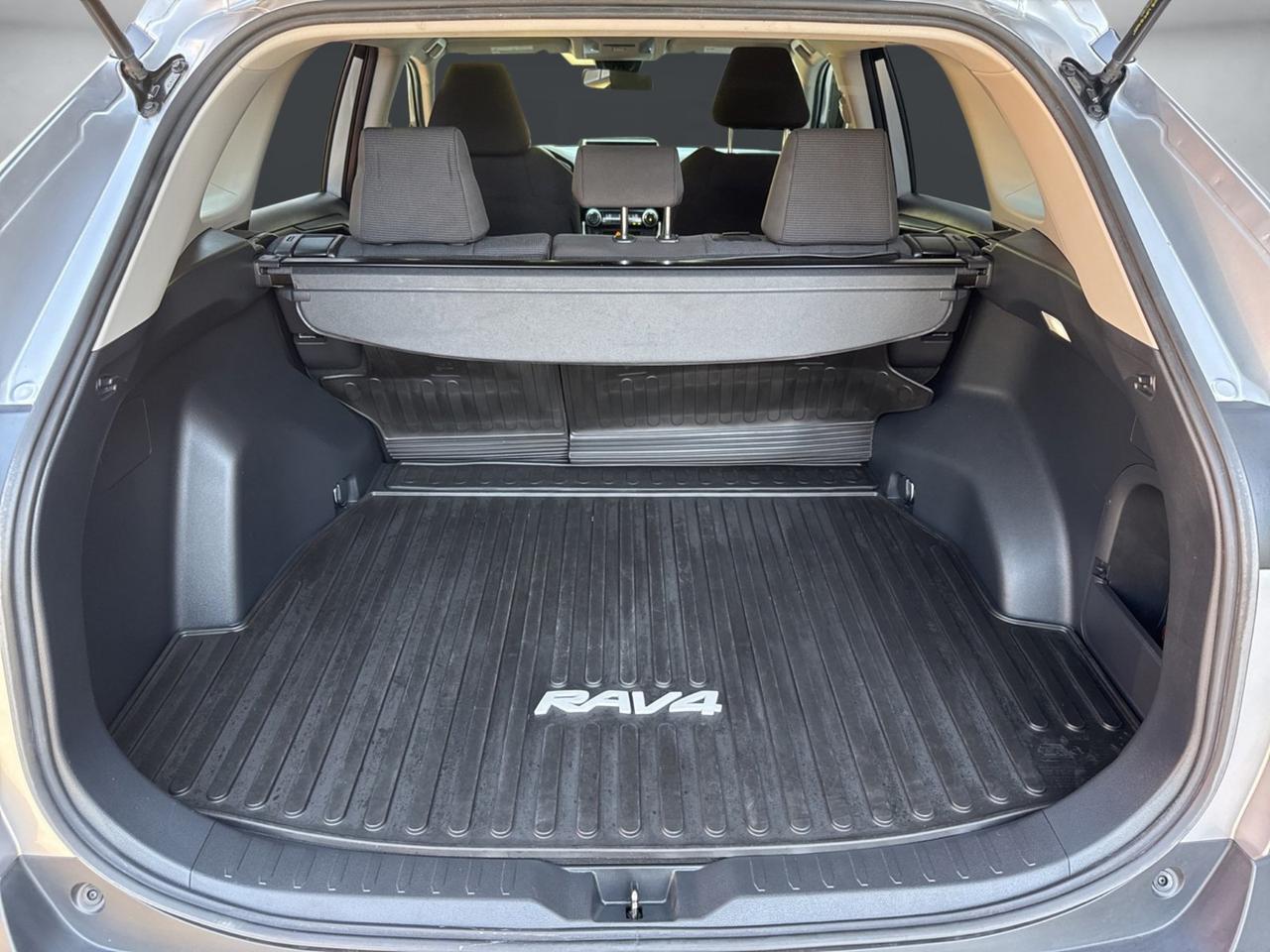 2023 Toyota RAV4 Hybrid LE Warrenton VA