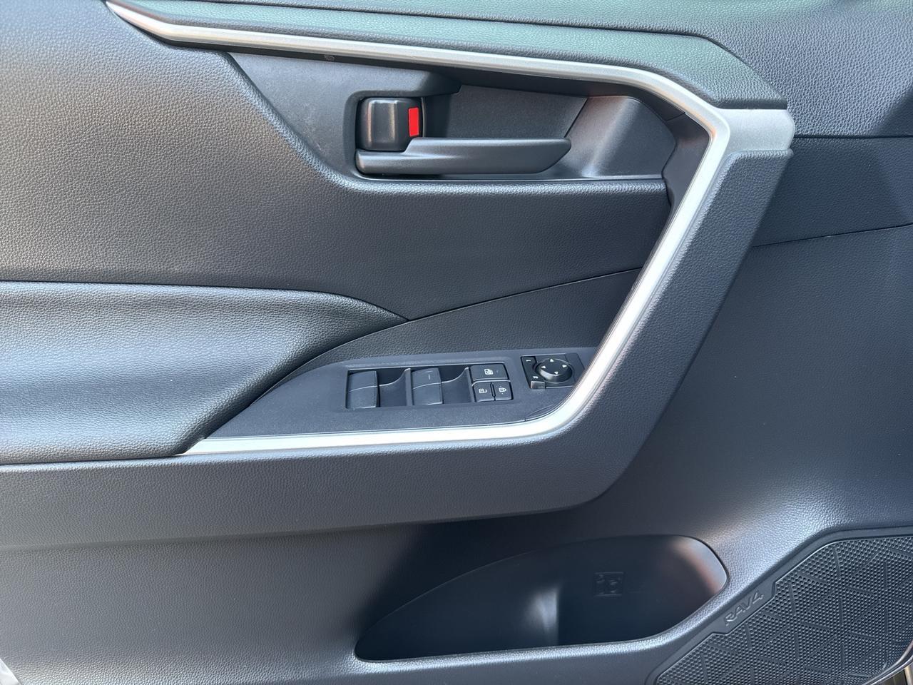 2023 Toyota RAV4 Hybrid LE Warrenton VA