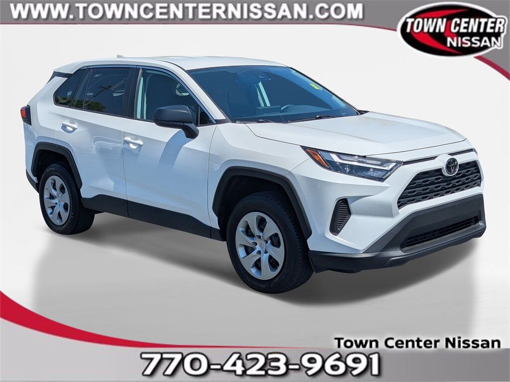 2023 Toyota RAV4 LE