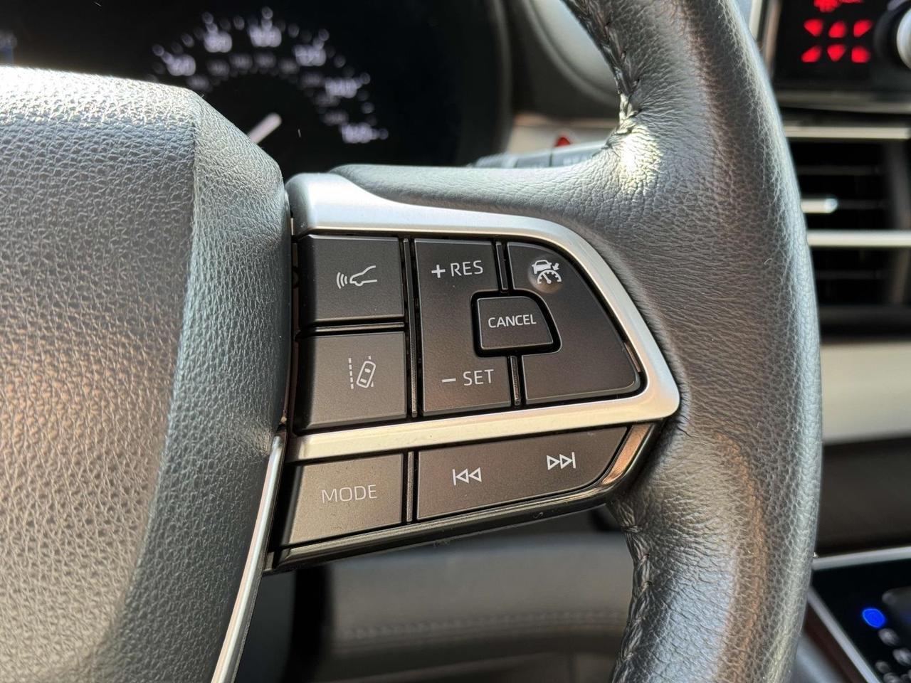 2023 Toyota Sienna XLE Fredericksburg VA