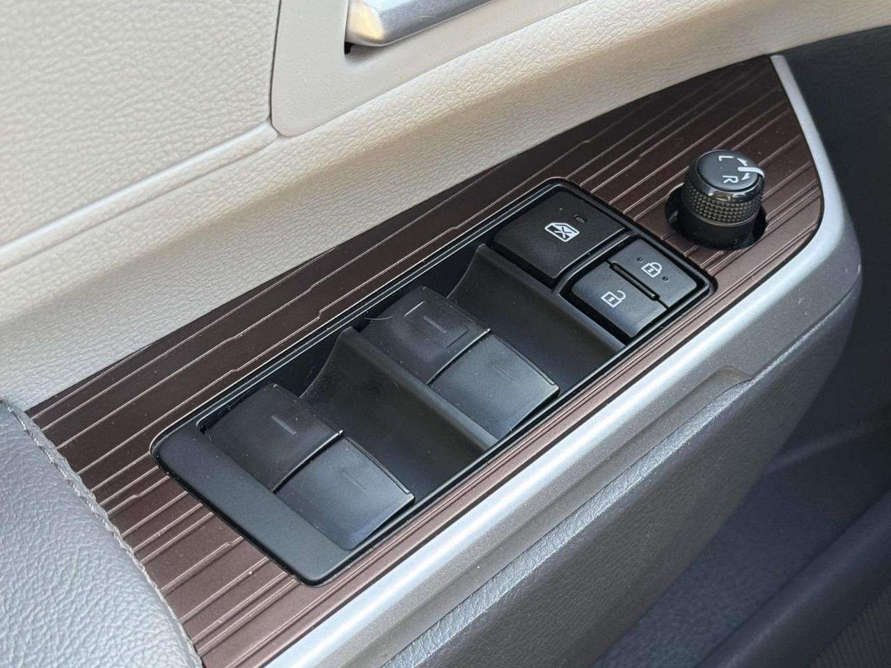 2023 Toyota Sienna XLE Fredericksburg VA