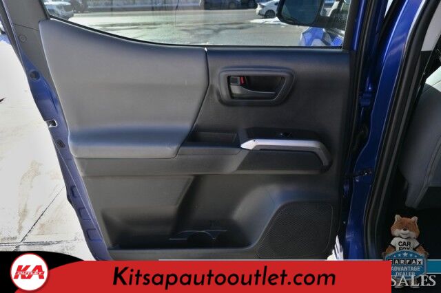 2023 Toyota Tacoma SR5 / 4X4 / Double Cab / Power Driver&apos;s Seat / Adaptive Cruise Control & Lane Departure Alert / Apple CarPlay & Android Auto / Back Up Camera / Keyless Entry & Start / Bed Liner / Tow Pkg / 22 MPG / 1-Owner Banglore