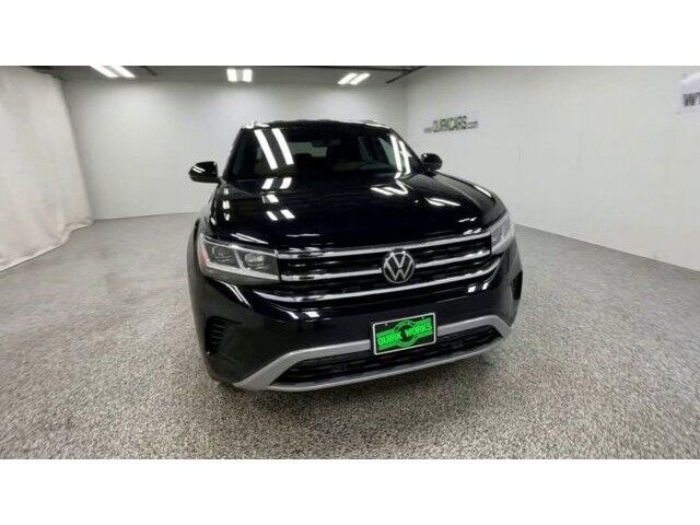 2023 Volkswagen Atlas Cross Sport SE with Technology Manchester NH