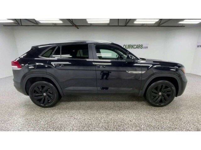 2023 Volkswagen Atlas Cross Sport SE with Technology Manchester NH