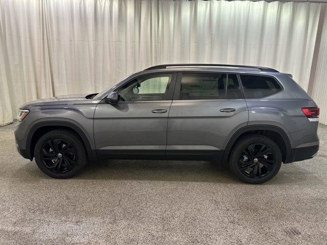 2023 Volkswagen Atlas V6 SE with Technology with 4MOTION&Acirc;&reg; Braintree MA