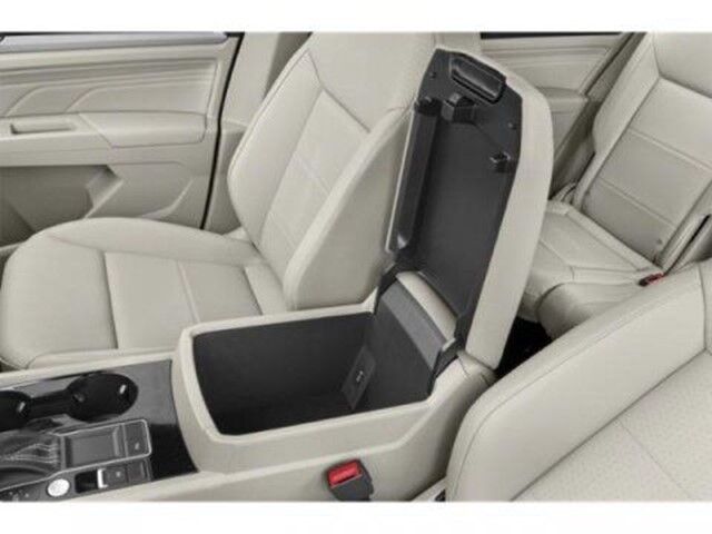 2023 Volkswagen Atlas V6 SE with Technology with 4MOTION&Acirc;&reg; Braintree MA