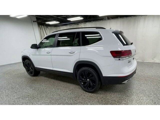 2023 Volkswagen Atlas V6 SE with Technology with 4MOTION&Acirc;&reg; Manchester NH
