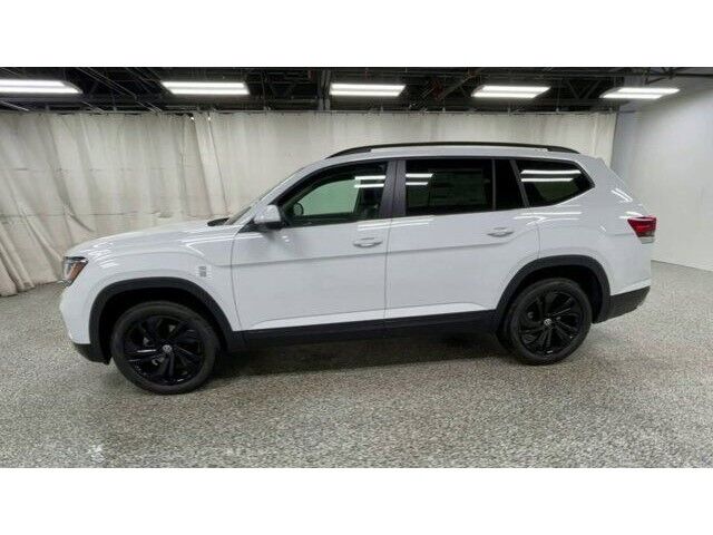2023 Volkswagen Atlas V6 SE with Technology with 4MOTION&Acirc;&reg; Manchester NH
