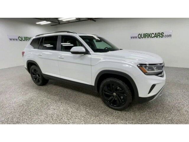 2023 Volkswagen Atlas V6 SE with Technology with 4MOTION&Acirc;&reg; Manchester NH