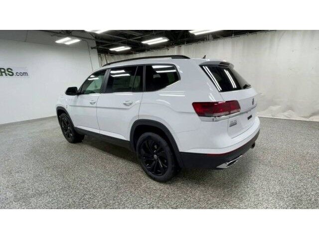 2023 Volkswagen Atlas V6 SE with Technology with 4MOTION&Acirc;&reg; Manchester NH