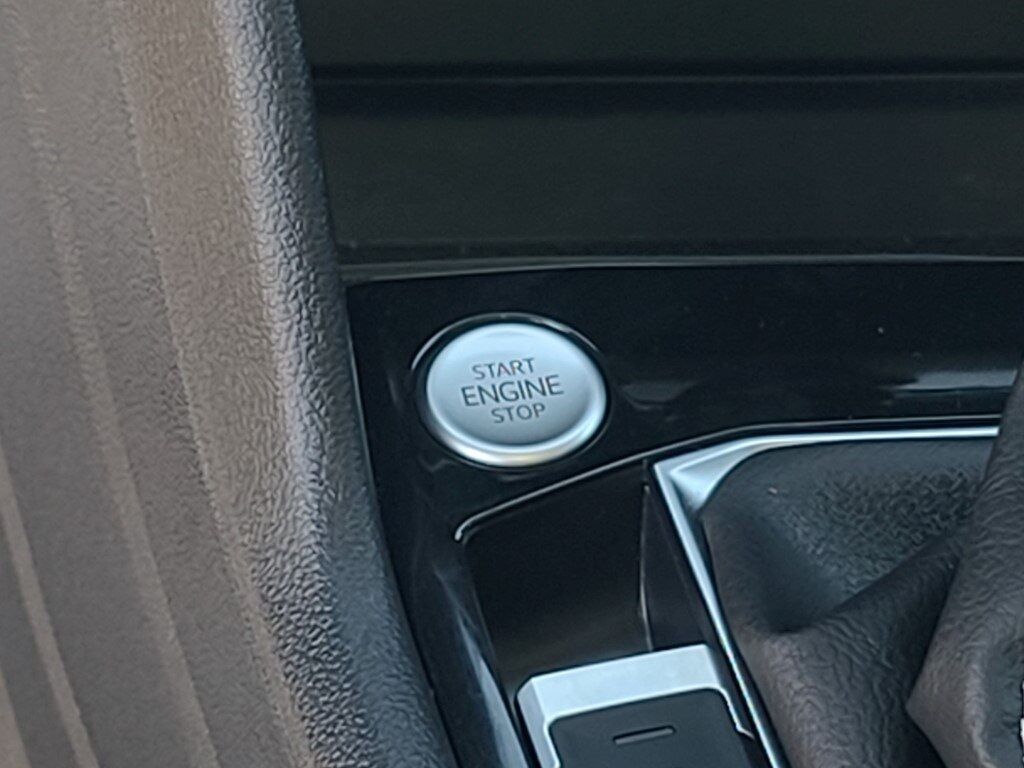 2023 Volkswagen Taos 1.5T SEL Springfield VA