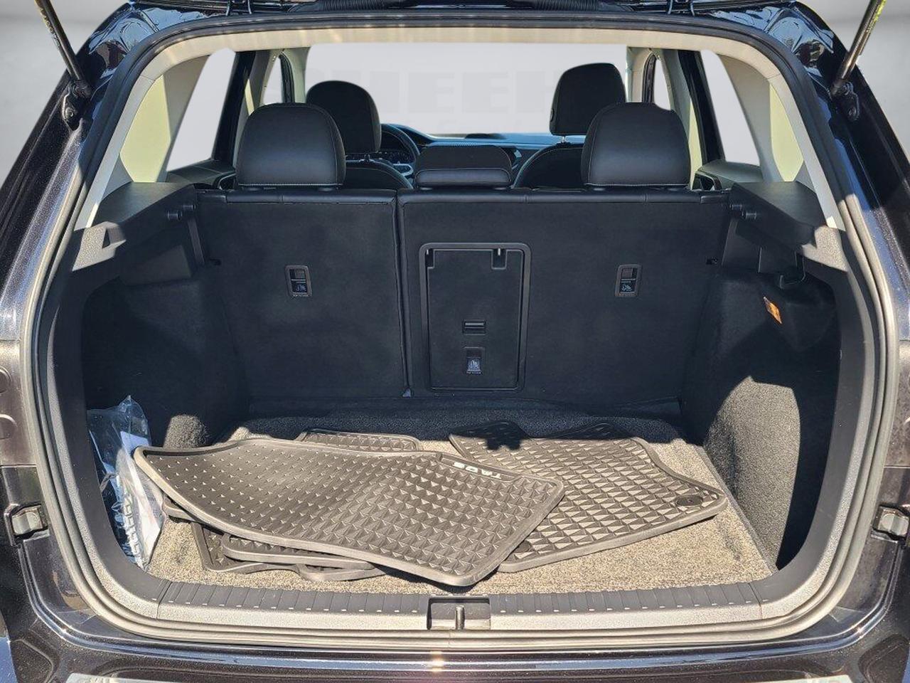 2023 Volkswagen Taos 1.5T SEL Springfield VA